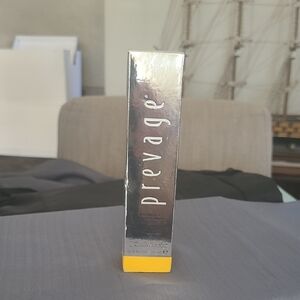 Elizabeth Arden Prevage Eye Cream - Silver and Yellow